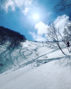 北海道キロロ992エリア 1H−２HハイクでBCパウダーゾーンお約束
