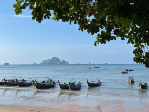 Thailand アオナンビーチ krabi の有名ビーチ　Ao nang エリア　