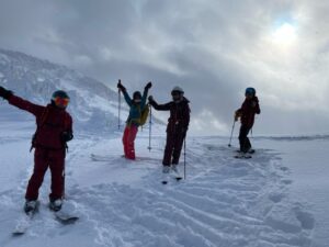 白井岳＆朝里GTR  パウダートライアングルコースツアー