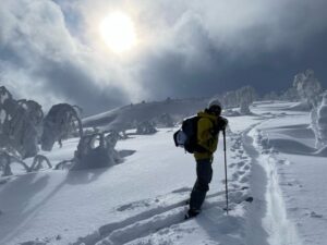 バックカントリー入門講習会 札幌国際スキー場より朝里岳周辺にて開催