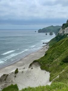 イタンキ浜　フットパス 母恋富士　ガイドオフィス タクト 