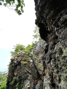 北海道クライミング　小樽赤岩　タクト 