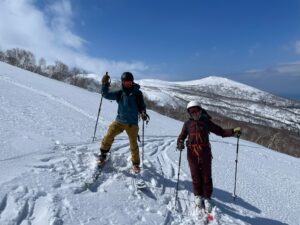 ニセコ白樺北　ガイドおリスタクト