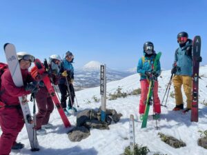 喜茂別岳1076M ガイドオフィス タクト