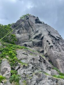 雄冬大壁　ロッククライミング  タクト