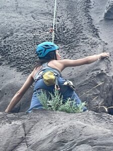 雄冬大壁ロッククライミング 