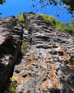 名寄　見晴岩　　サンピラー12.b