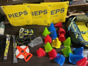 雪崩サーチ& レスキュー　AvaSAR ガイドオフィスタクト バックカントリー