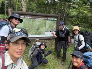 旭トムラ　ガイドオフィスタクト 