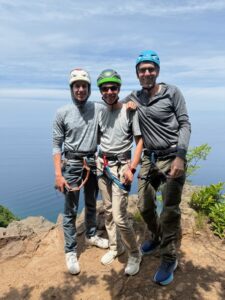 外国人依頼　クライミングガイド　タクト 